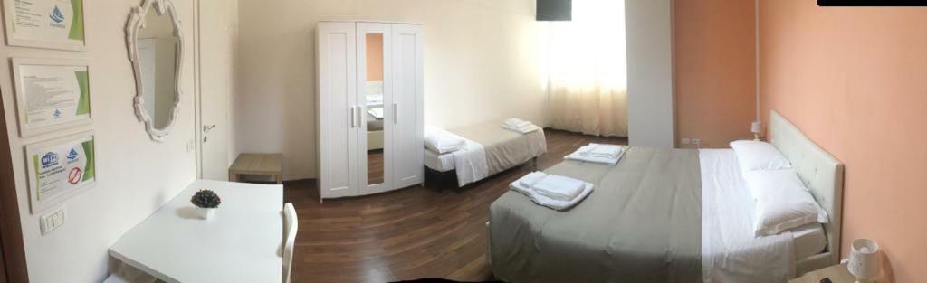 Hotel Piramide Реджонель-Эмилия Экстерьер фото